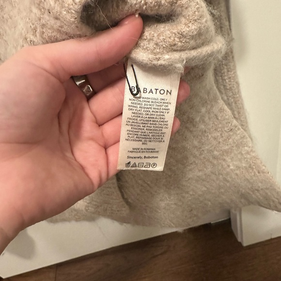 Babaton Alpaca Sweater - Picture 3 of 4